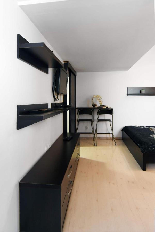 Bucharest Studio Bagian luar foto