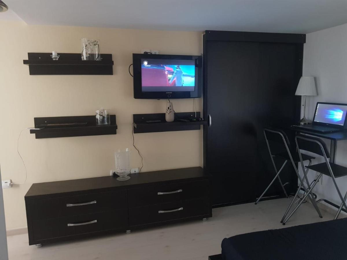 Bucharest Studio Bagian luar foto